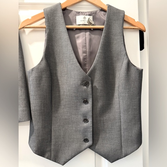 Babaton by Aritzia “Curio” Vest - Picture 1 of 3